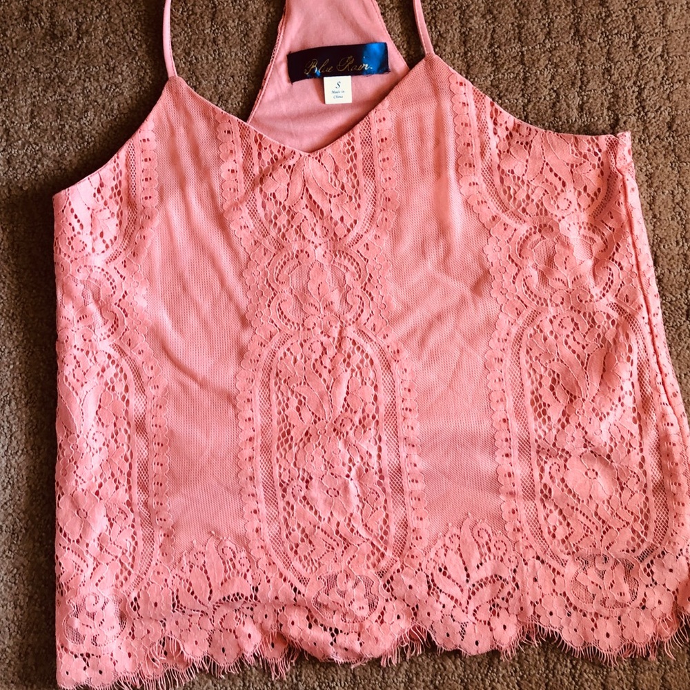 LIMITED TIME PRICE DROP 🎆Francesca’s Lace top